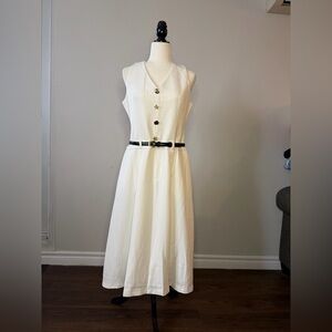Elegant White Sleeveless Dress with Belt